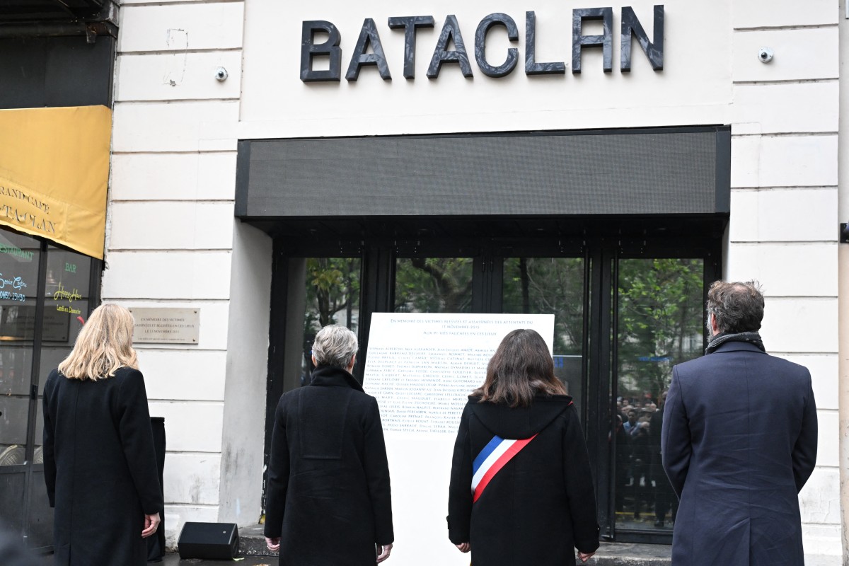 Attentats du 13-Novembre: Borne rend hommage aux victimes, huit ans après