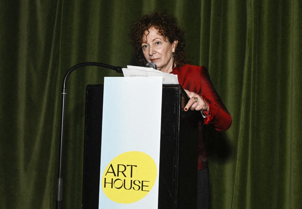 Nan Goldin annule son projet avec le New York Times, accusant le journal de «complicité avec Israël»