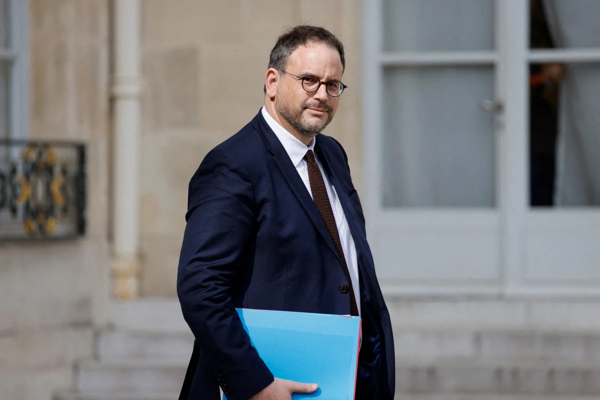 Le ministre de la Santé défend l'AME: «Un dispositif de santé publique»