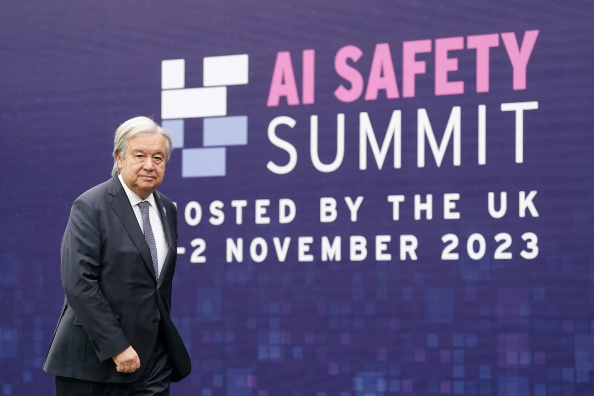 Le chef de l'ONU appelle à une réponse «unie» et «globale» face aux dangers de l'IA