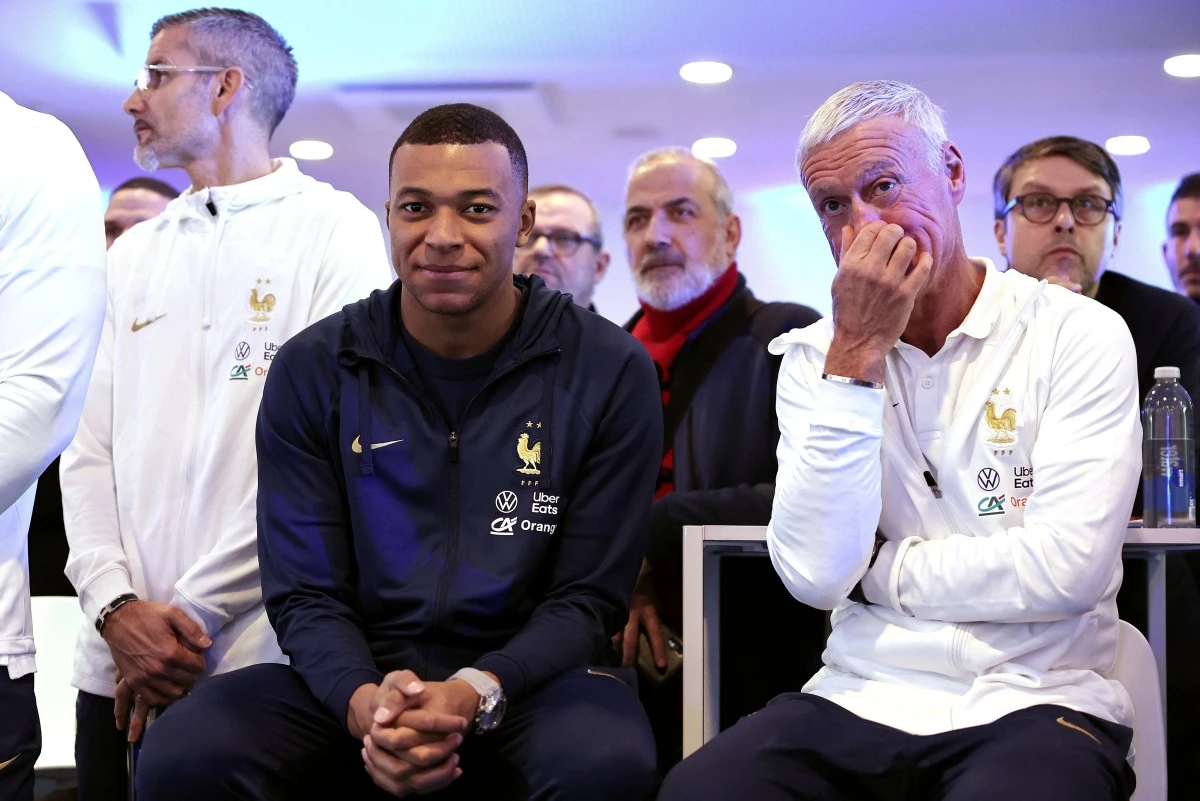 La France fête 50 ans d'«excellence» de sa formation