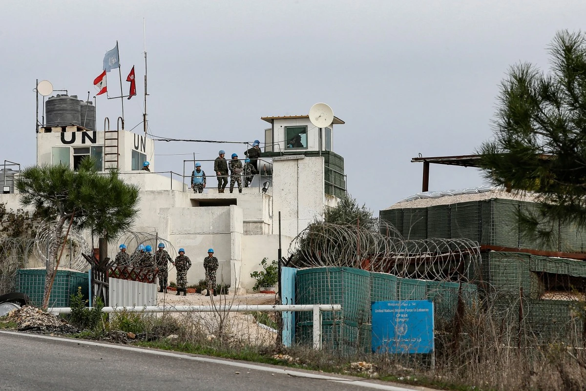 Liban: Un véhicule des casques bleus touché par des tirs israéliens
