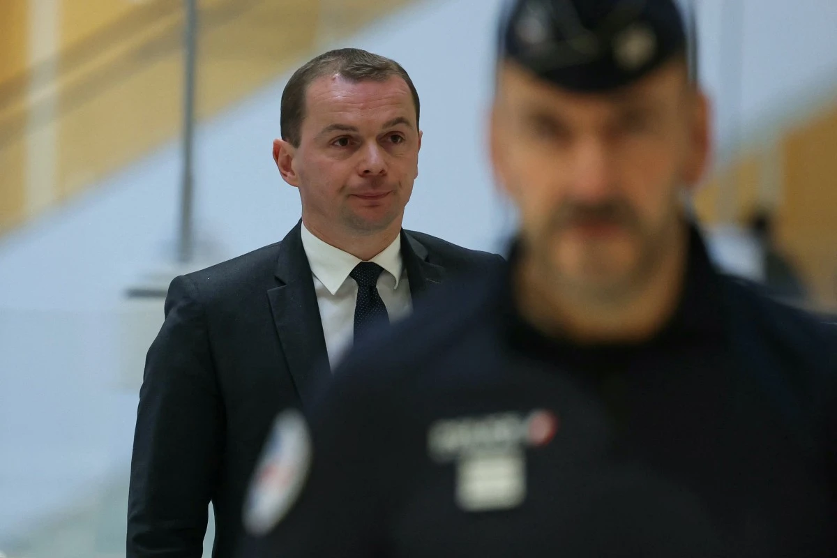 France: nouveau procès d'un ministre, soupçonné de favoritisme