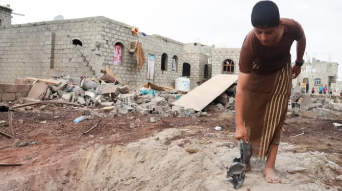 Les Houthis lancent une attaque de missile sur la ville de Marib au Yémen