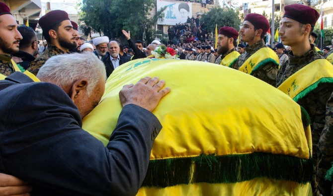 La riposte du Hezbollah s’intensifie après la mort de combattants dans une frappe israélienne
