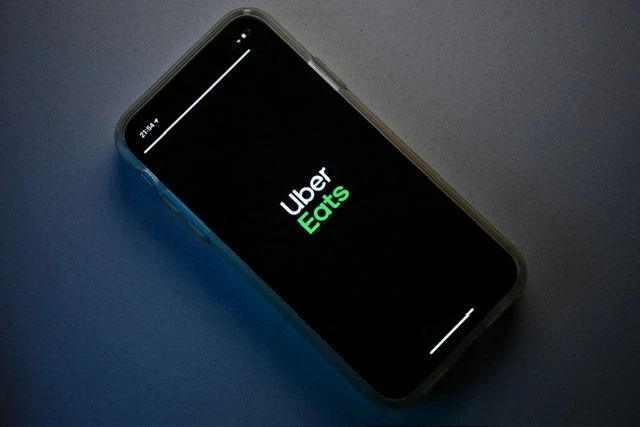 Grève nationale des livreurs Uber Eats, mécontents du changement de rémunération