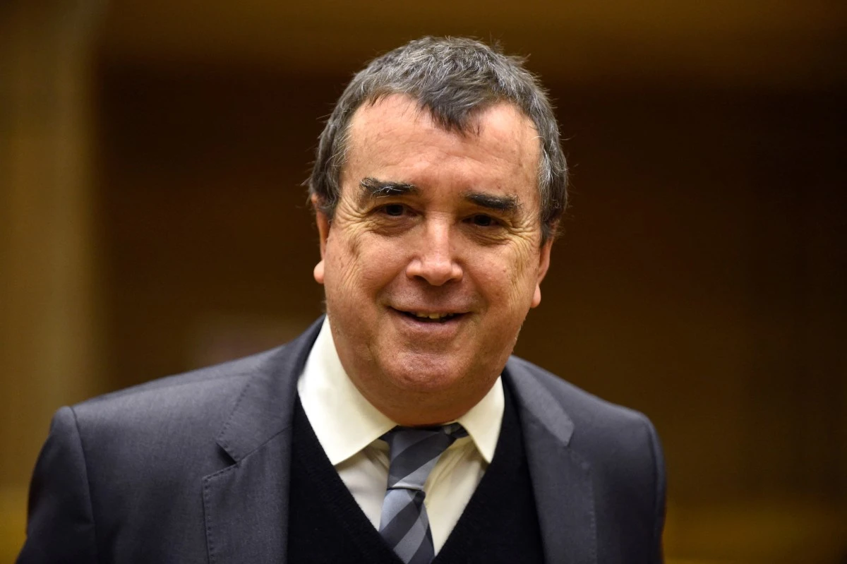 Après une longue bataille, Vincent Bolloré peut enfin s'offrir Lagardère