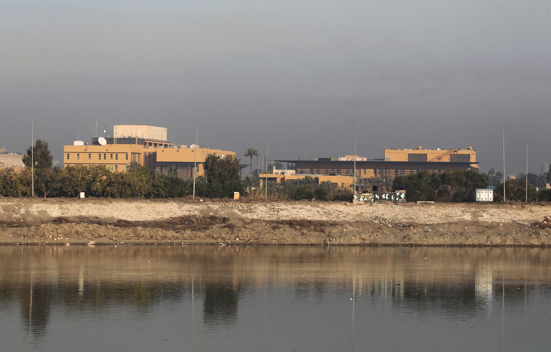 Ambassade américaine attaquée en Irak: Certains assaillants ont «des liens» avec les forces de l'ordre