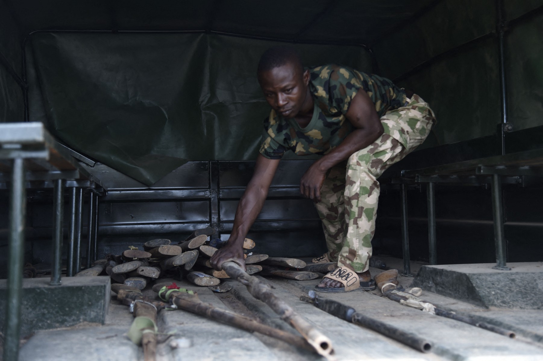 Tir de drone de l'armée au Nigeria: 85 civils tués, selon un bilan officiel