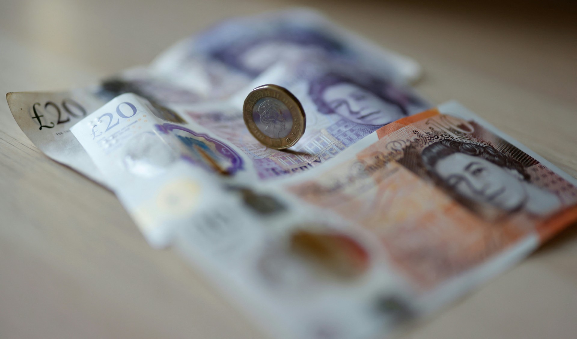 La livre flanche avec l'inflation britannique