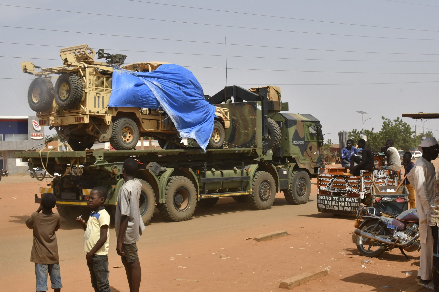 Niamey annonce que tous les soldats français auront quitté le Niger d'ici le 22 décembre