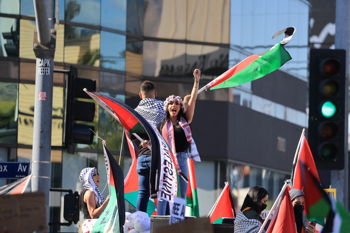 Une autoroute bloquée à Los Angeles pour réclamer un cessez-le-feu entre Israël et le Hamas