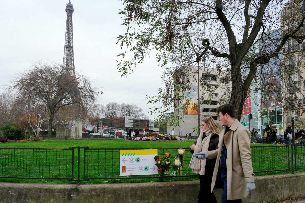 Au lendemain de l'attaque, les touristes semblent peu inquiets pour leur sécurité à Paris