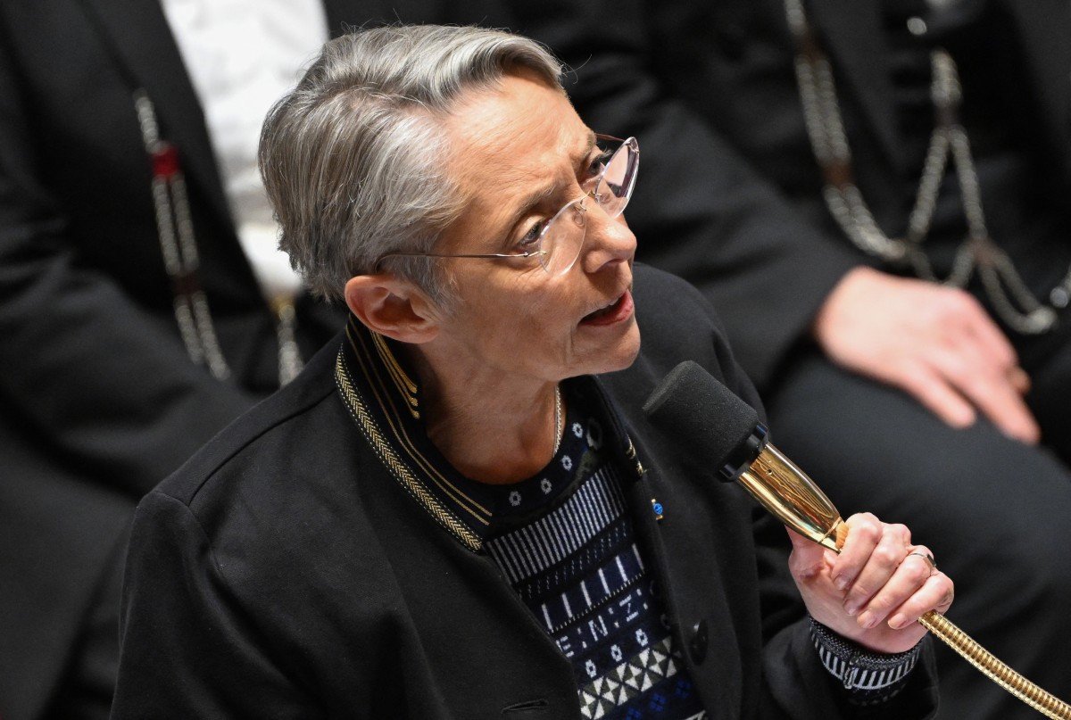 Le Premier ministre français Elisabeth Borne s'exprime lors d'une séance de questions au gouvernement à L'Assemblée nationale à Paris le 12 décembre 2023. (Photo Bertrand Guay AFP)