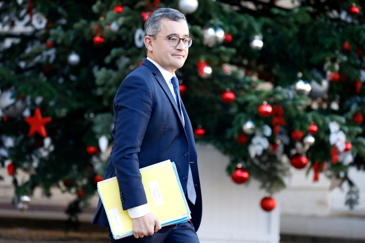 Noël et Epiphanie: Darmanin appelle les préfets à maintenir « une extrême vigilance »