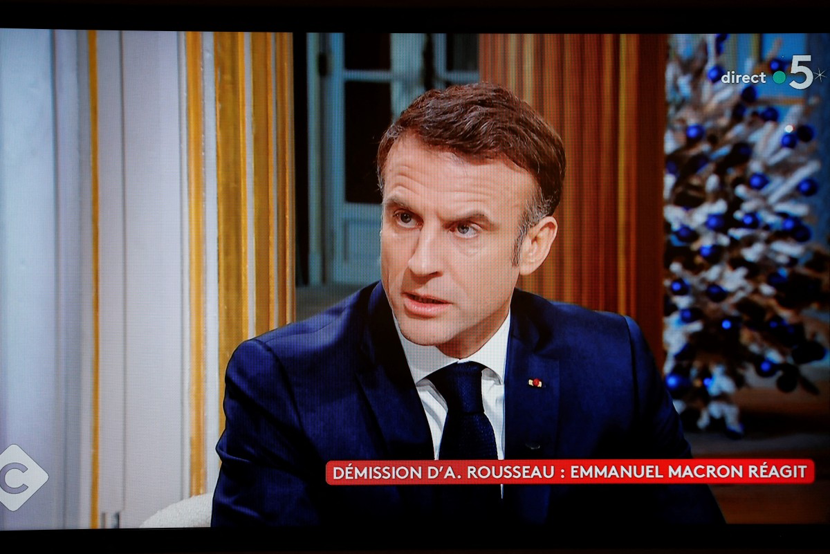 Près de 3 millions de téléspectateurs ont écouté Macron dans « C à vous »
