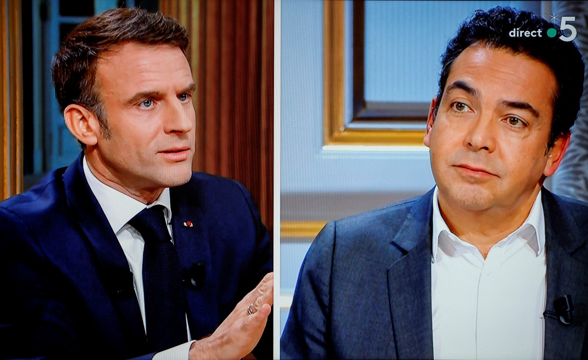 Macron «assume» la loi sur l'immigration, qui «ne trahit pas nos valeurs»