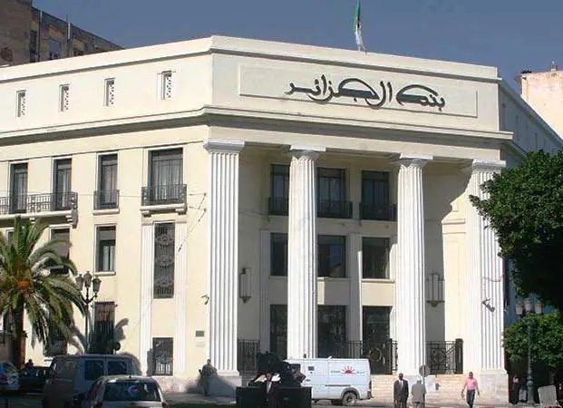Exportations: levée des contraintes financières et douanières en Algérie?