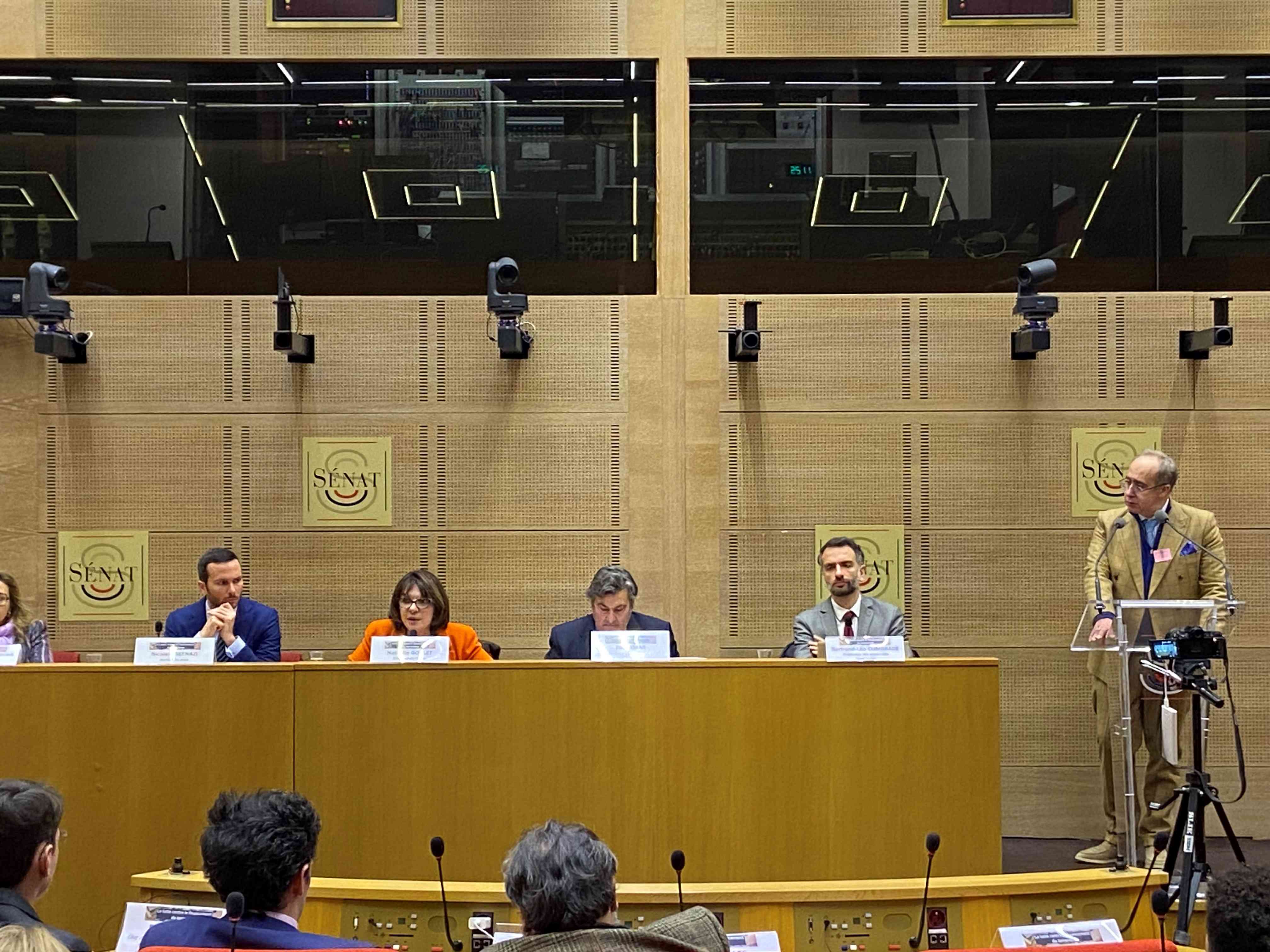 «La lutte contre le financement du terrorisme», un colloque organisé au palais du Luxembourg à Paris
