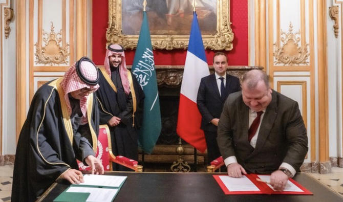 Paris et Riyad signent un plan de coopération en matière de capacités et d’industries militaires