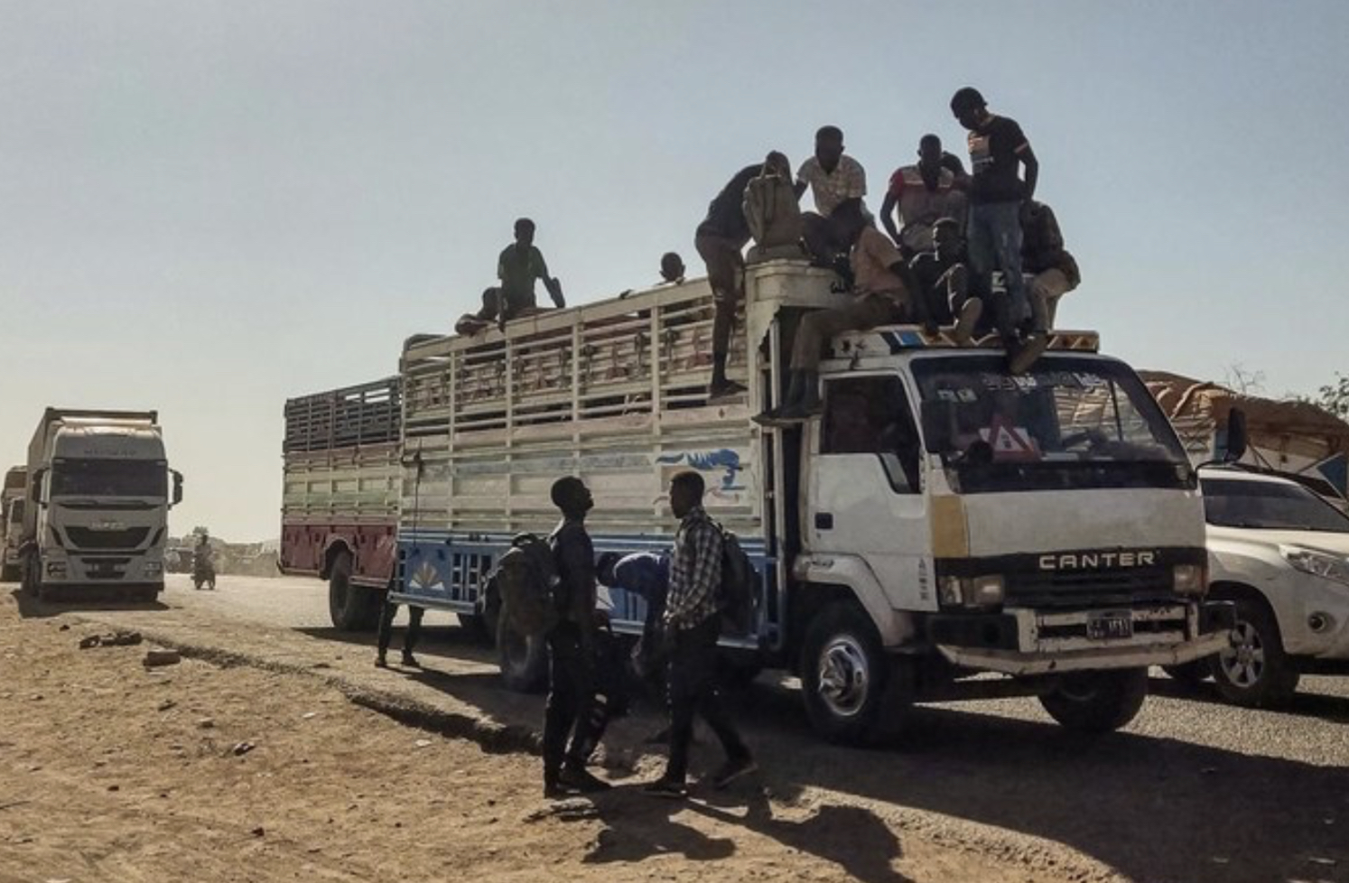Pillages et destructions: les paramilitaires continuent leur percée vers le sud au Soudan