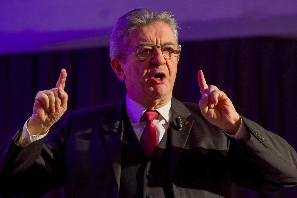 Mélenchon souhaite des sanctions économiques contre Israël