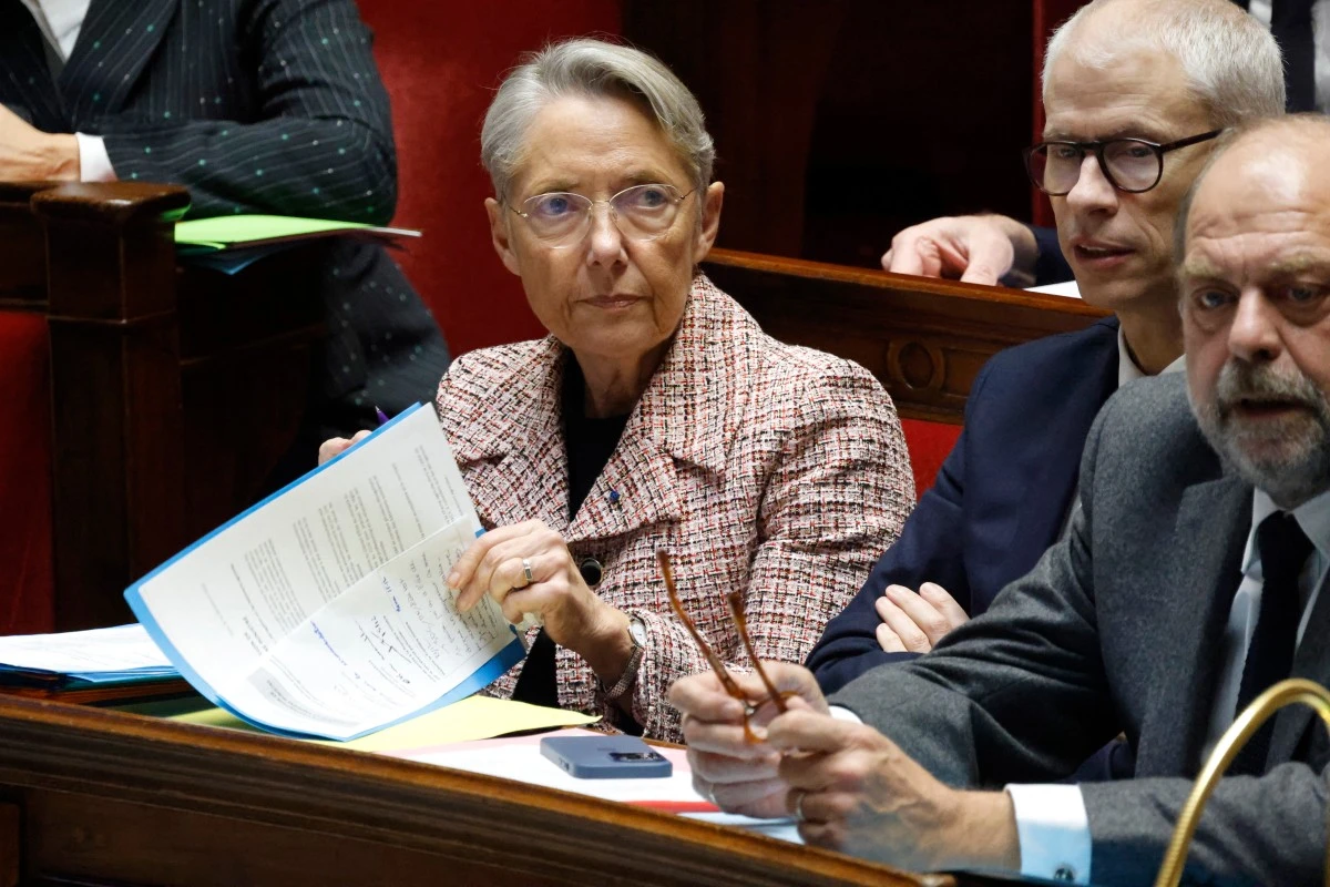 Immigration: La majorité prise en étau sur le contenu et l'application du texte