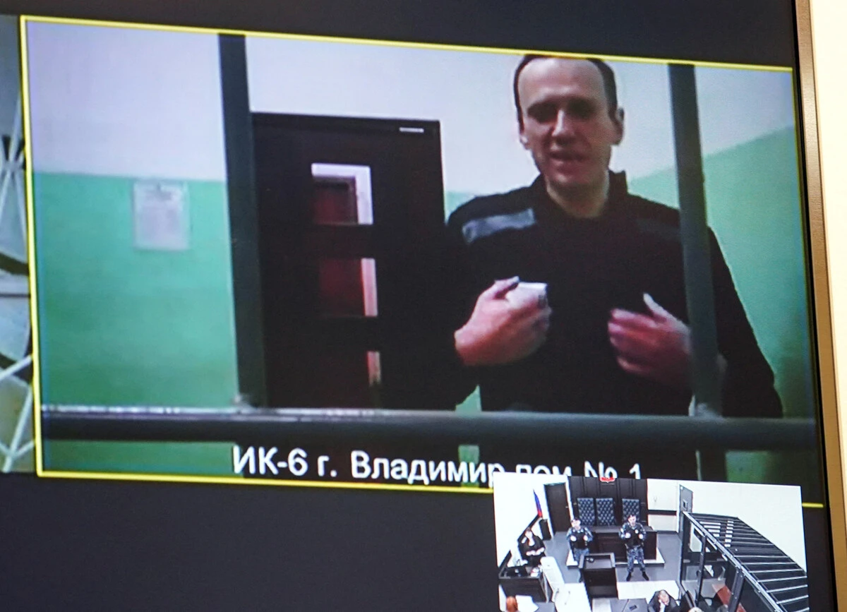 L'opposant russe emprisonné Navalny dit aller «bien» après son transfert en Arctique
