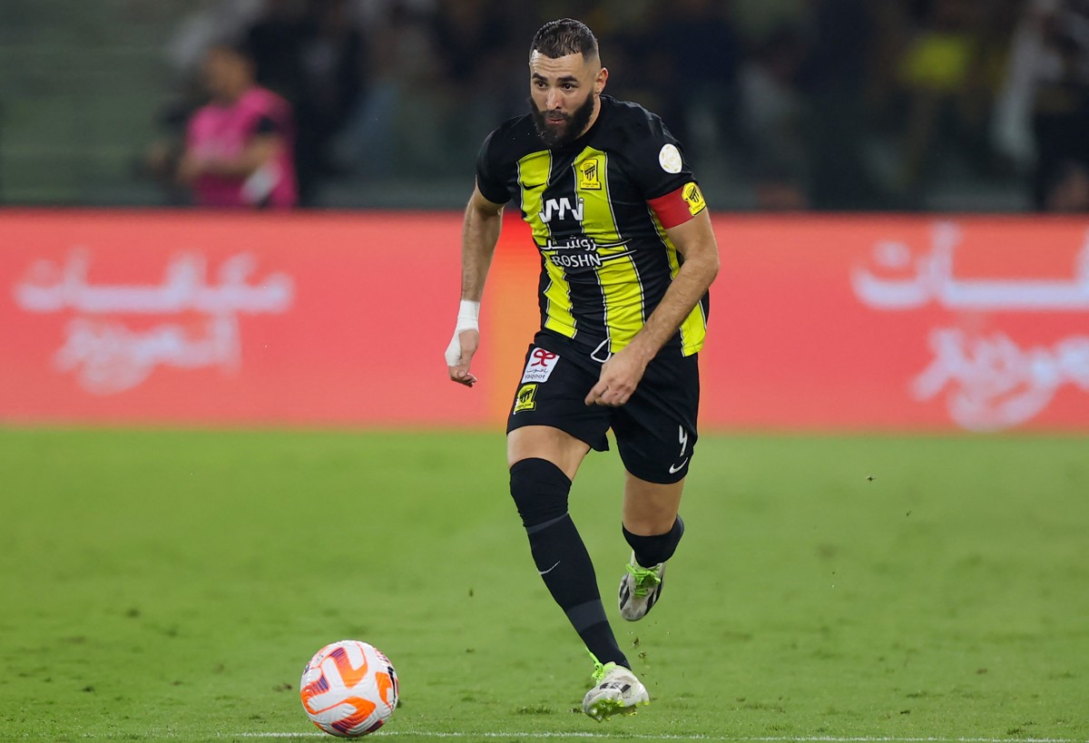 «Liens avec les Frères musulmans»: Benzema porte plainte contre Darmanin