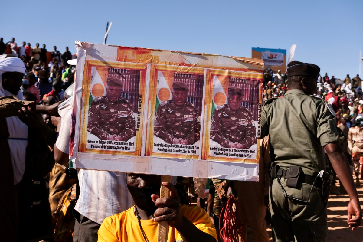 Dans l'arène de lutte, le Niger célèbre son unité