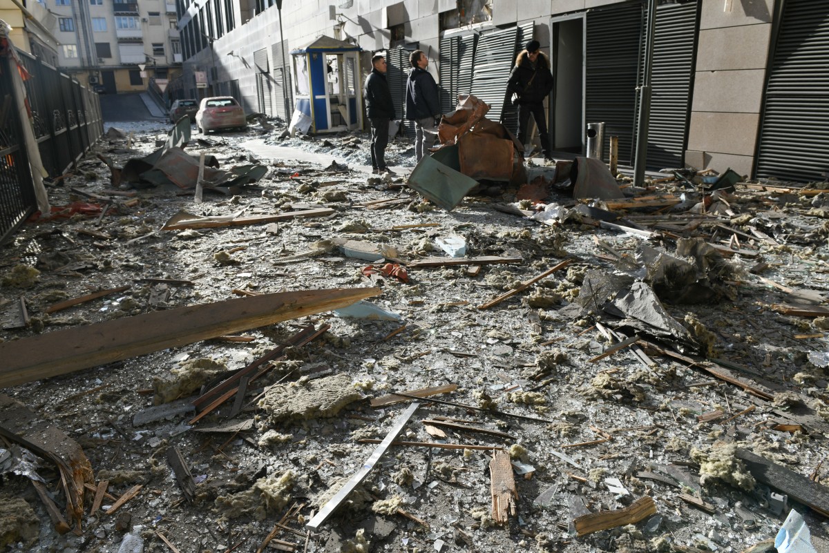 Des explosions à Kiev, l'Ukraine tente de repousser une attaque de drones