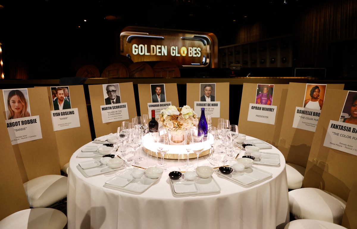Vue de l'atmosphère lors de la 81e édition des Golden Globe Awards, au Beverly Hilton, le 4 janvier 2024 à Beverly Hills, en Californie. (Photo par Michael Tran / AFP)