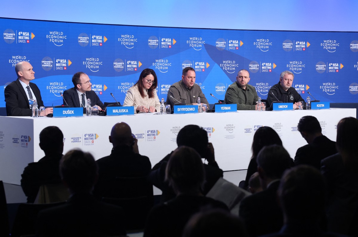 Ukraine: Plus de 80 pays discutent d'un plan de paix à Davos