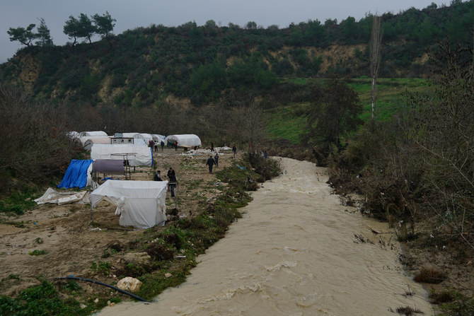 De fortes inondations en Syrie endommagent les tentes des survivants du séisme d'Idlib