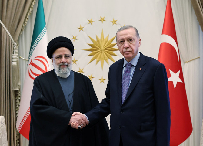 Erdogan et Raïssi ensemble à Ankara pour éviter l'escalade