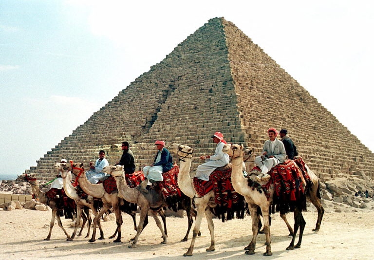 Un projet de rénovation d'une pyramide d'Egypte déclenche la polémique