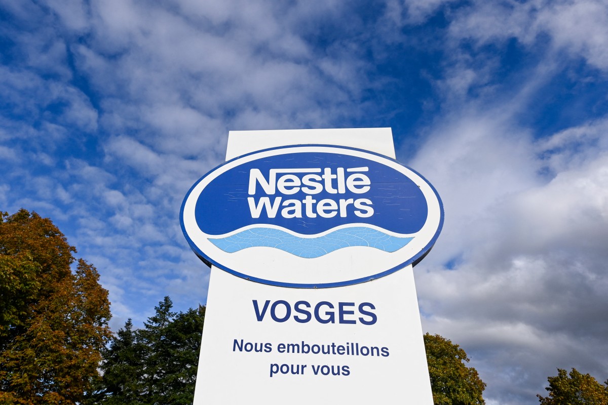 Eaux minérales en bouteilles: Large recours en France à des traitements interdits