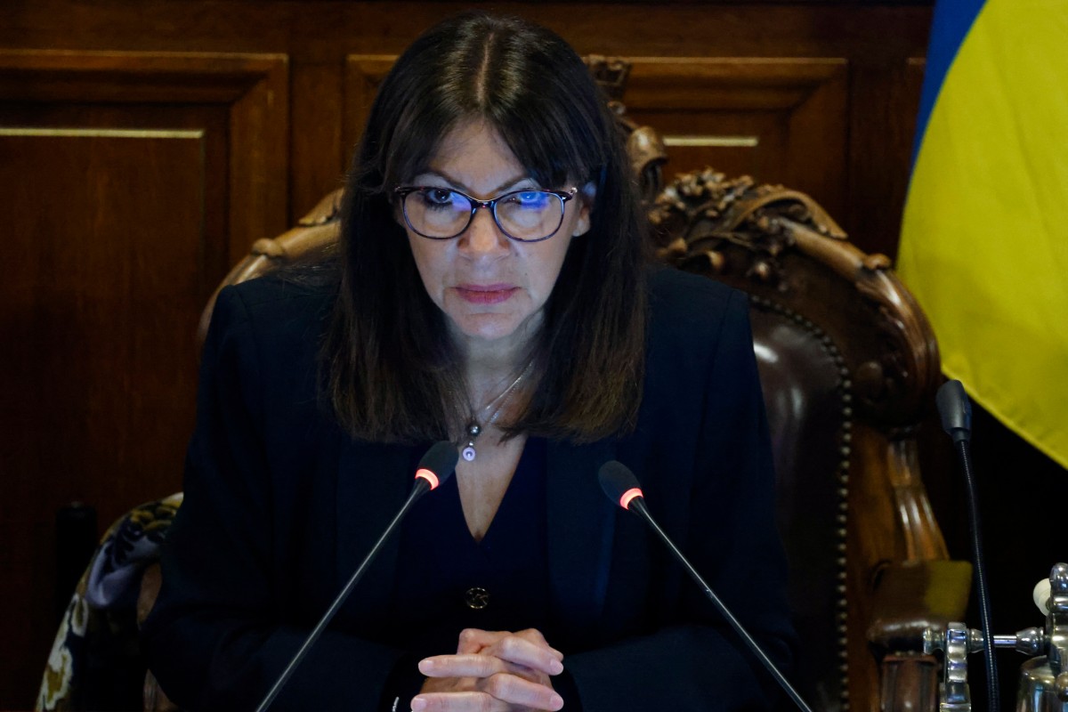 Paris: Hidalgo «n'exclut rien» en vue des municipales de 2026