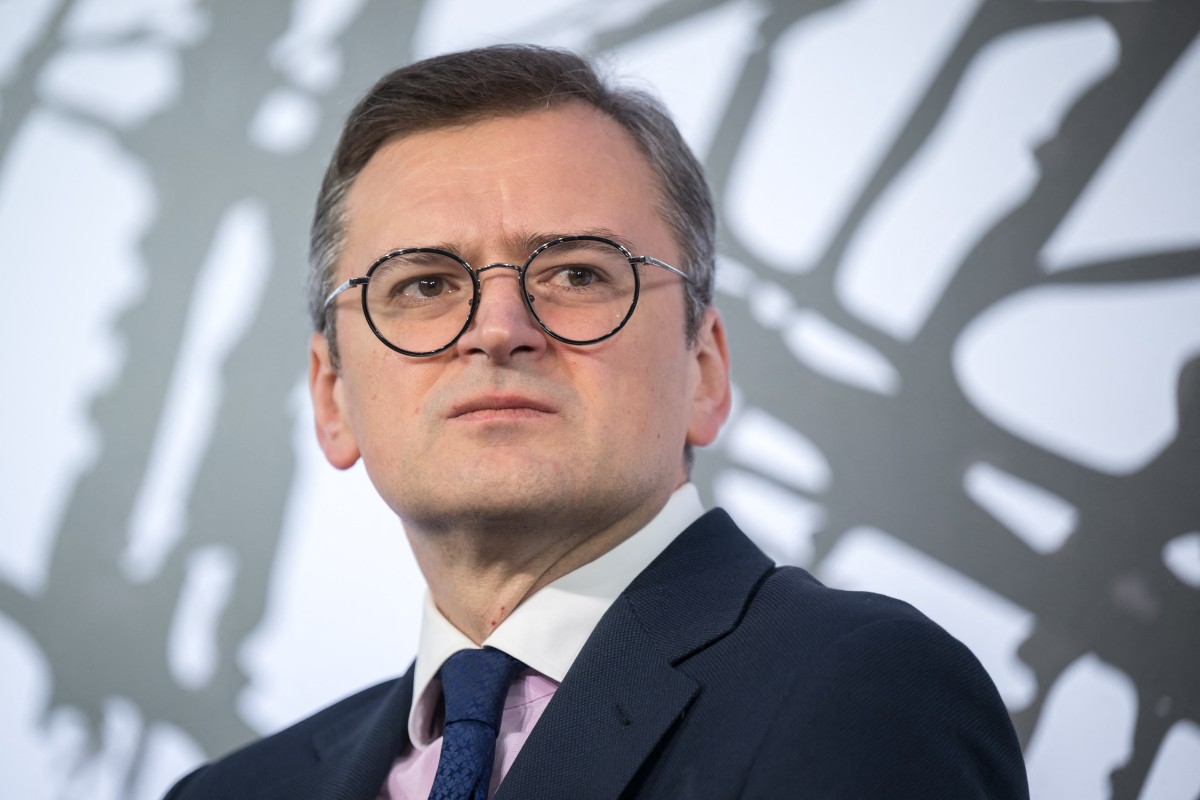 L'Ukraine s'adaptera à «toutes les réalités» après l'élection américaine, assure Kuleba