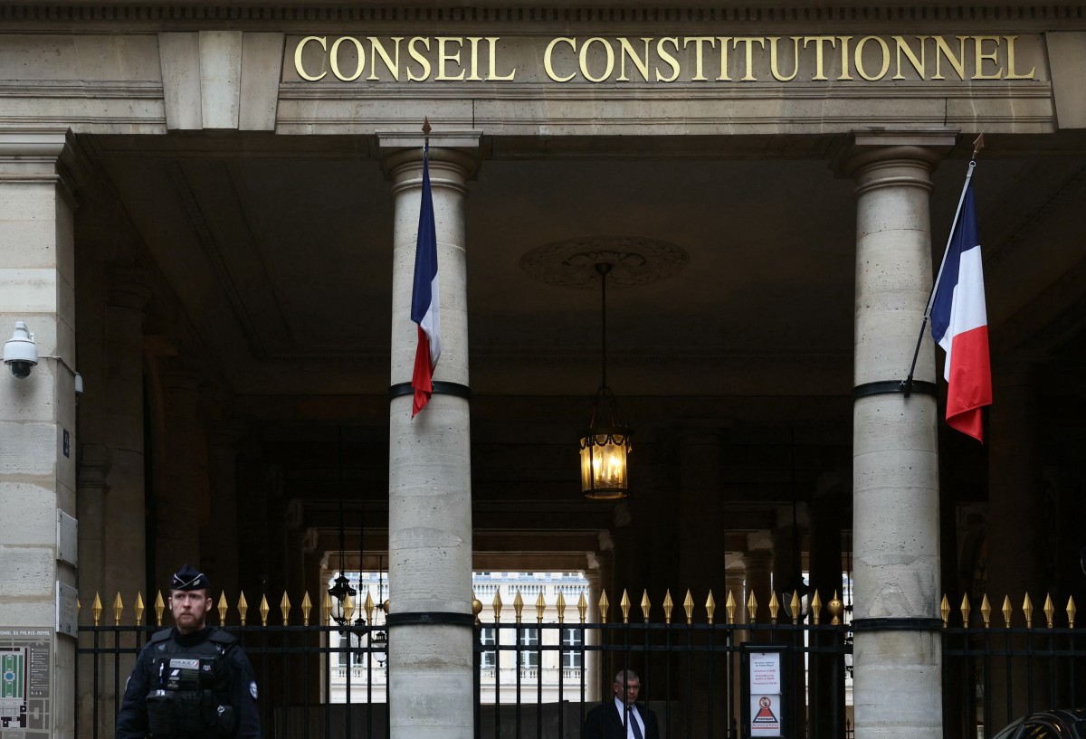 La loi immigration, largement censurée, promulguée «dans les heures qui viennent»
