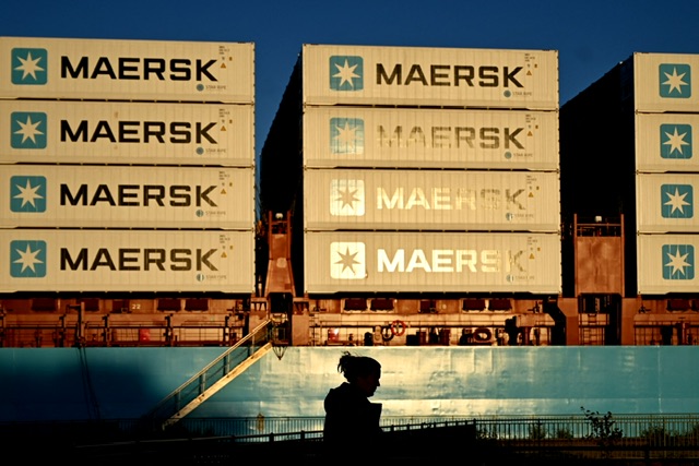 Le passage des navires de Maersk en mer Rouge reste suspendu