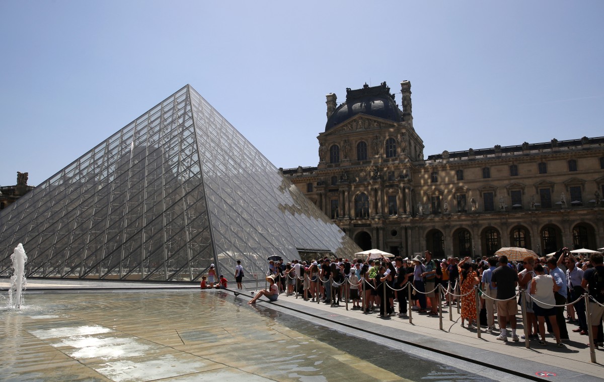 Retour en force du public dans les grands musées parisiens