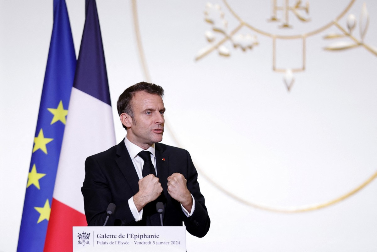 Remaniement: Macron n'a «que des mauvais choix» pour Matignon, selon Panot