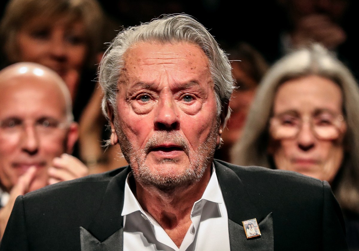 Alain Delon n'a pas perdu sa lucidité, d'après son avocat