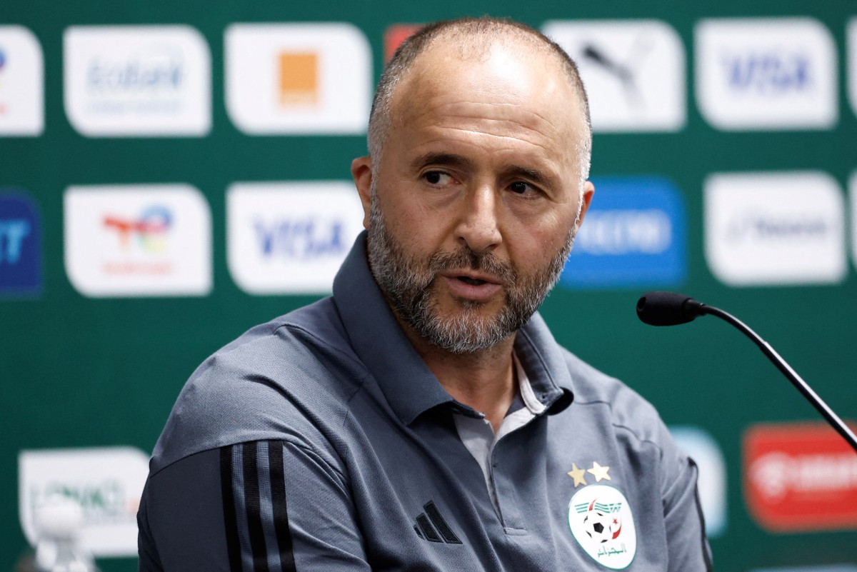 CAN - Algérie: «N'enterrez pas trop vite» Riyad Mahrez, demande Belmadi