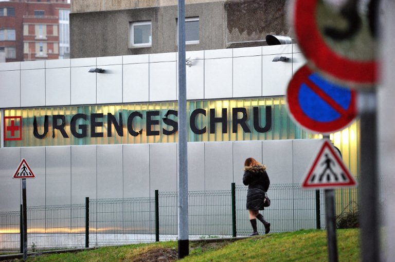 Lille: Faute de médecins, la maternité du CHRU oriente des patients vers d'autres hôpitaux