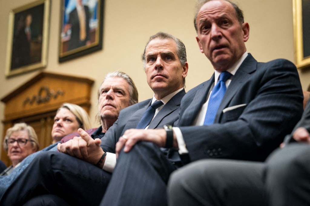 Une audition parlementaire sur le fils de Biden vire à la foire d'empoigne