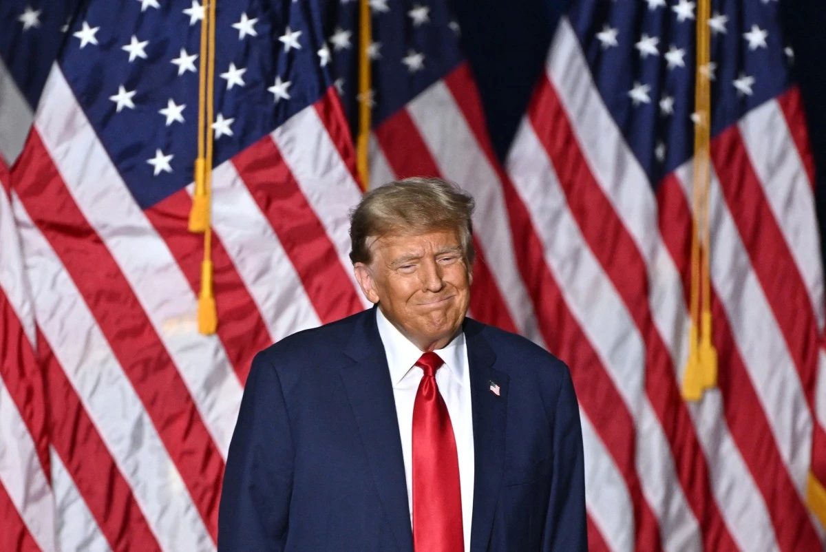 Victoire triomphale de Trump à la primaire républicaine de l'Iowa