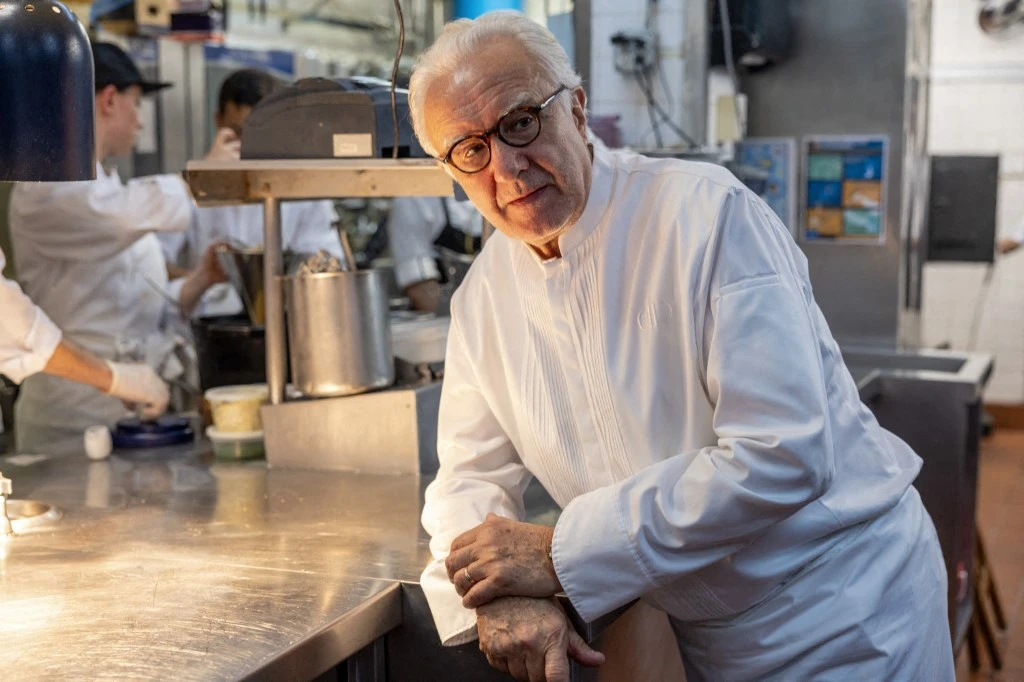 AlUla annonce une collaboration avec le chef Alain Ducasse pour une entreprise gastronomique éphémère