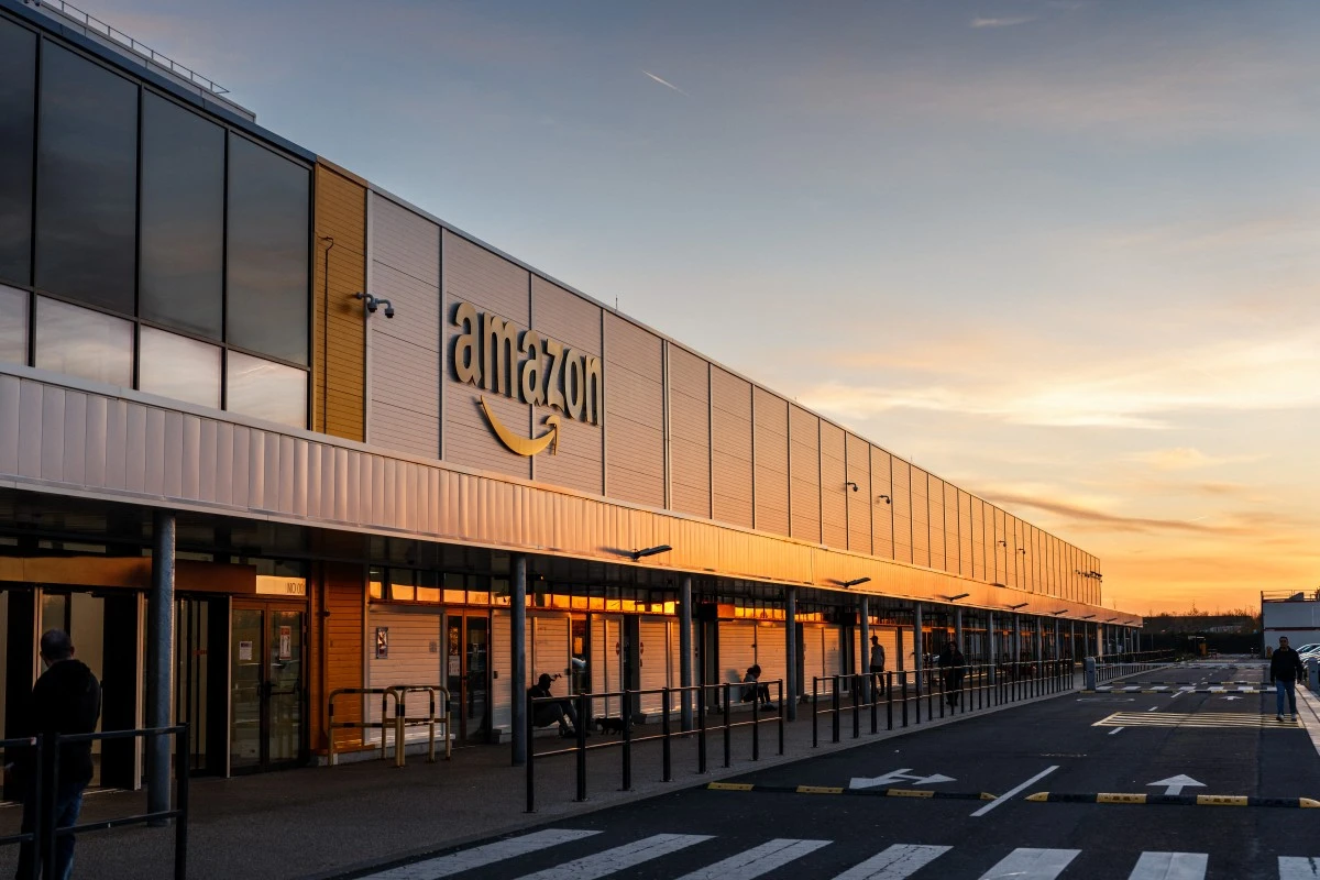 France: lourde amende à Amazon pour une surveillance «intrusive» de ses salariés